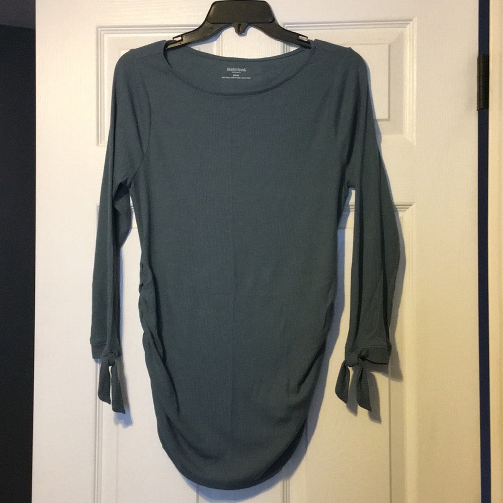 MATERNITY!! Three-Quarter Length Top